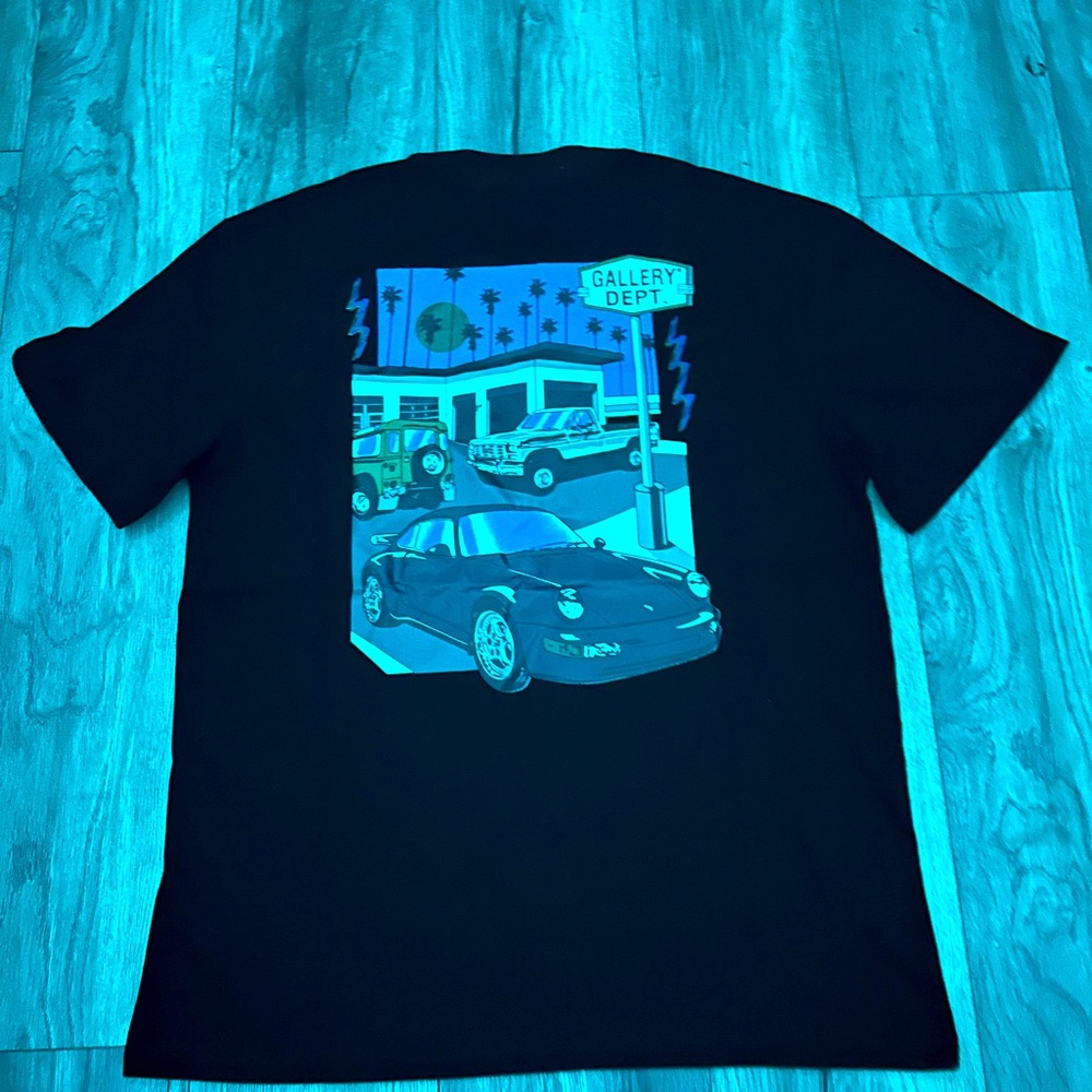 Gallery dept t shirt
